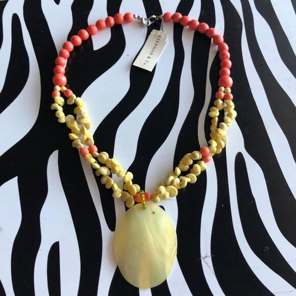 3 for $30 Stephan & Co. Orange and Yellow Necklace - Picture 1 of 5